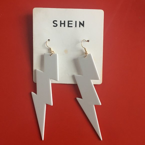 SHEIN Earrings - Picture 4 of 4